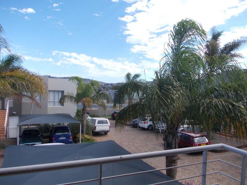 2 Bedroom Property for Sale in Kenridge Western Cape